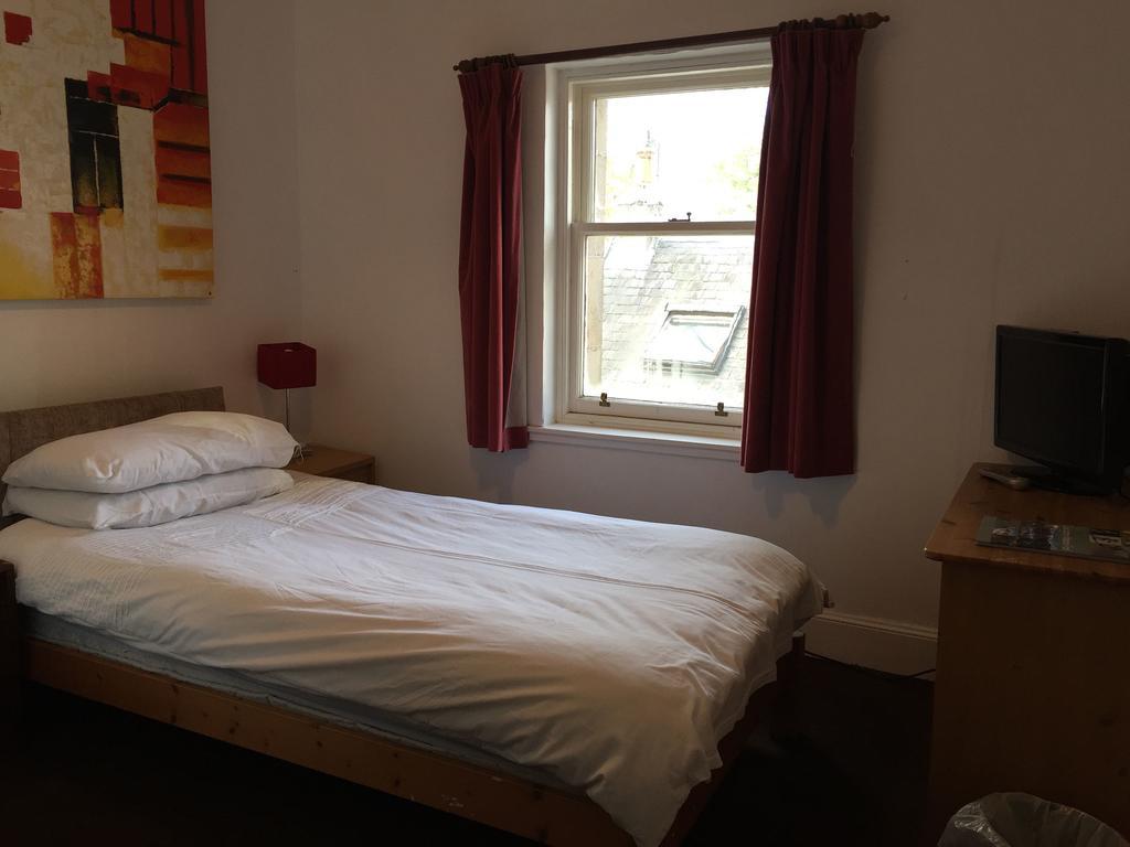 Ossian Villa Kincraig Room photo